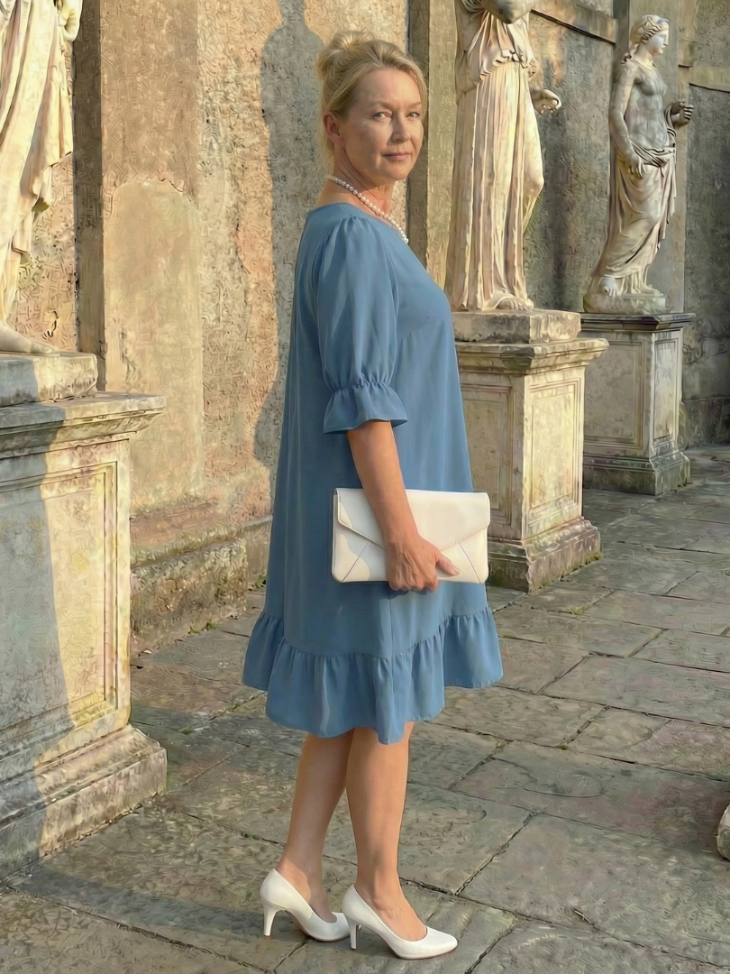 Women's Dress with Ruffle Cuffs for Casual Outings