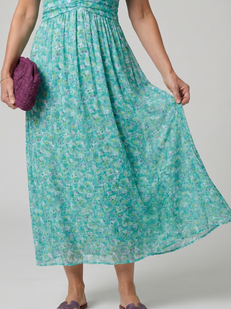 Women's Floral Midi Dress with Short Sleeve for Warm Days