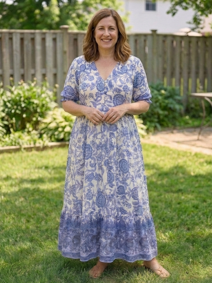 Women's Floral Midi Dress with V-Neck for Casual Day Out