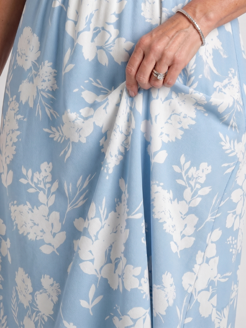 Women's Floral Print Midi Dress with V-Neck for Everyday