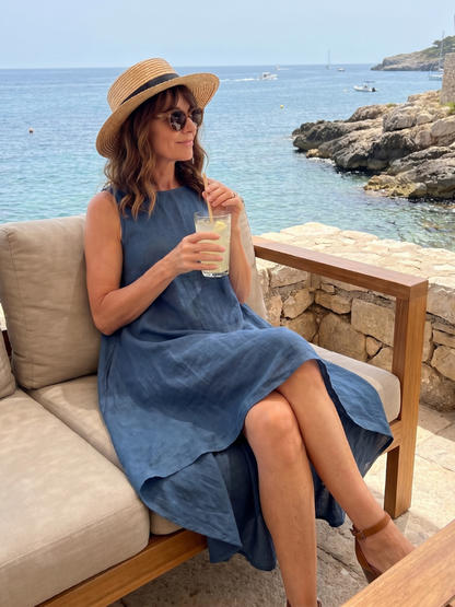 Women's Flowing High-Low Midi Dress with Clean Neckline for Summer
