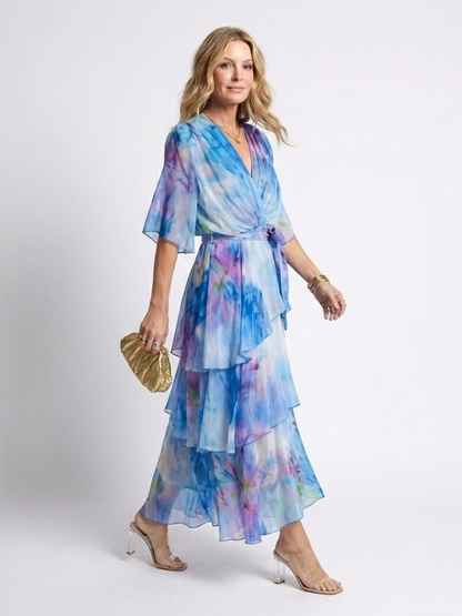 Women's Flowing Maxi Dress with Tie Waist for Daytime
