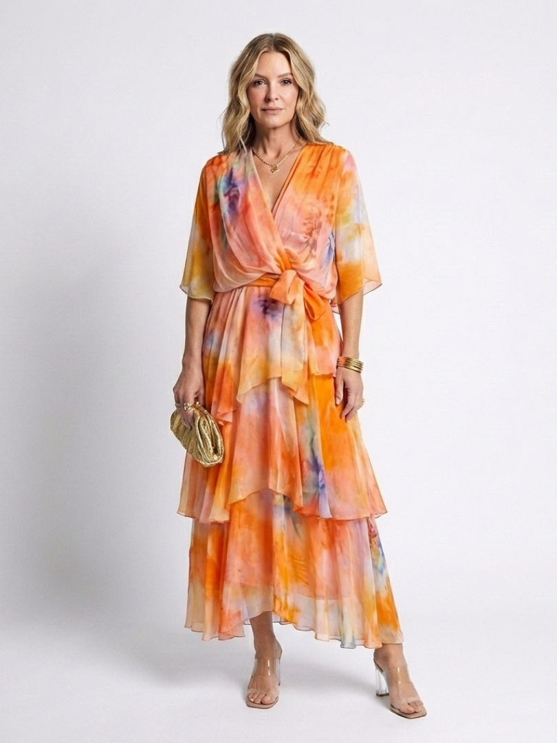 Women's Flowing Maxi Dress with Tie Waist for Daytime