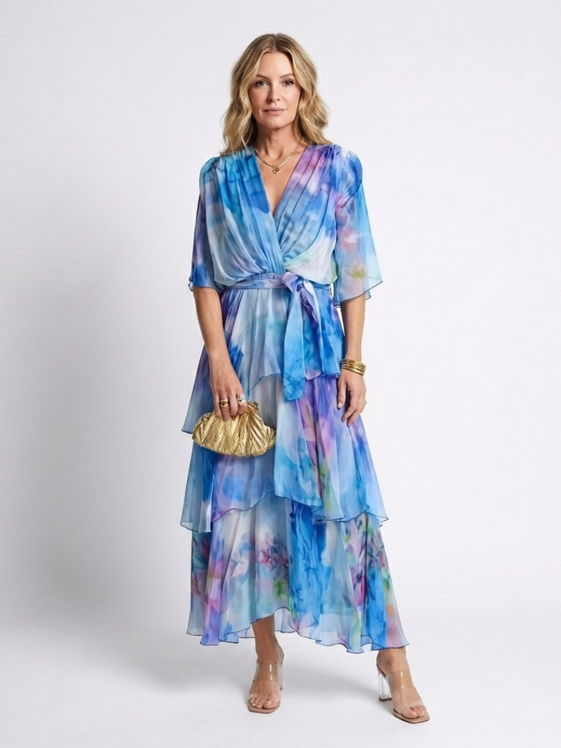 Women's Flowing Maxi Dress with Tie Waist for Daytime