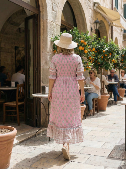 Women's Garden Market Dress with soft V-neck for Casual Day