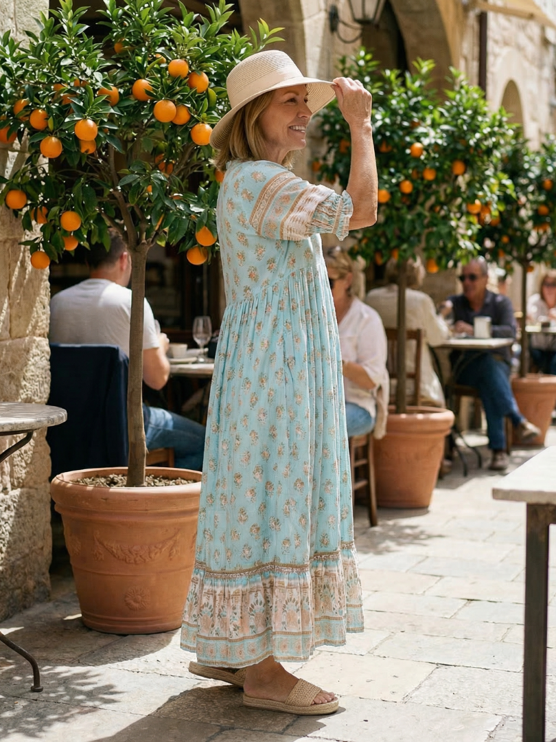 Women's Garden Market Dress with soft V-neck for Casual Day