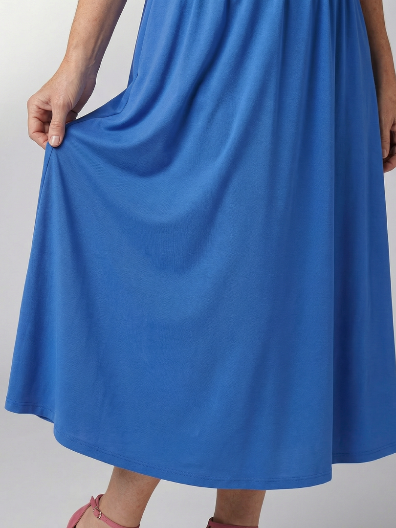 Women's Green Midi Dress with Clean Waistband for Everyday