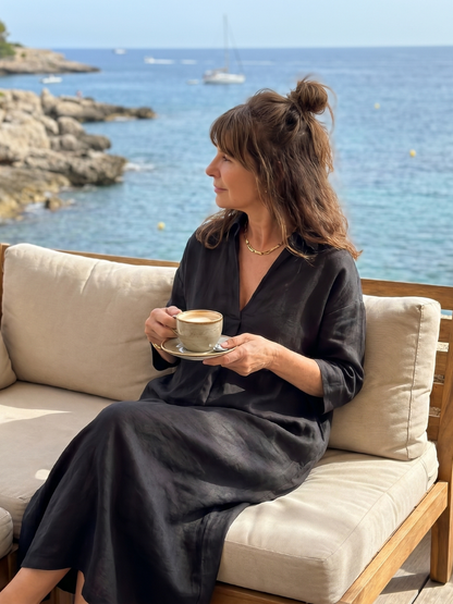 Women's Relaxed Midi Dress with V-neck for Warm Weather