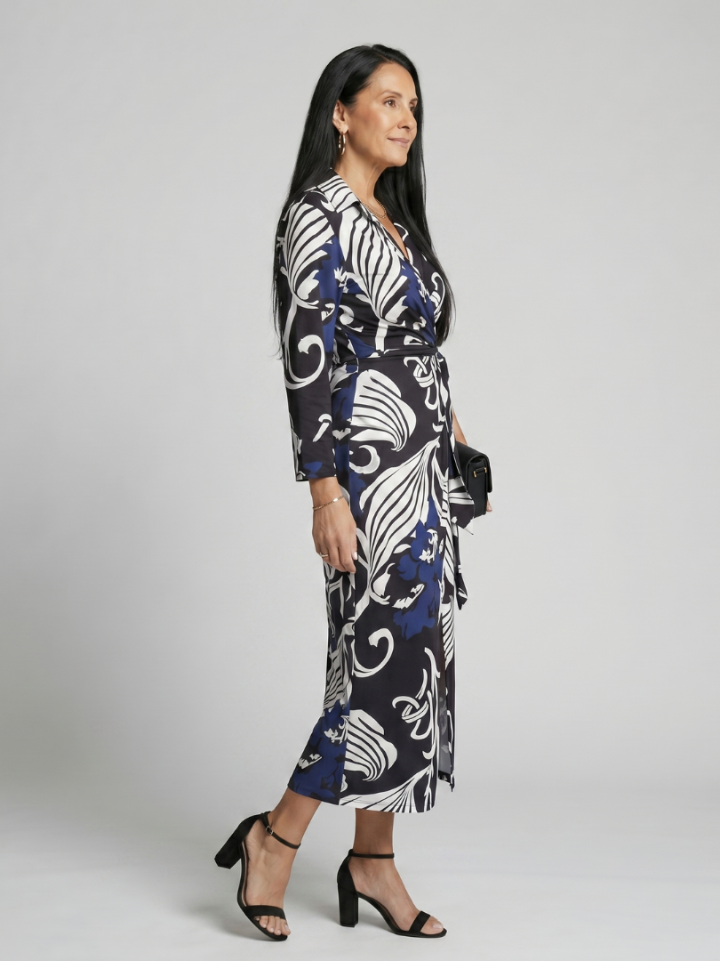 Women's Relaxed Wrap Midi Dress with Clean Drape for Daywear