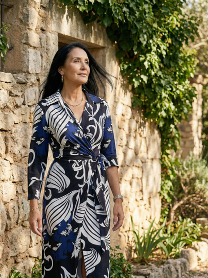 Women's Relaxed Wrap Midi Dress with Clean Drape for Daywear