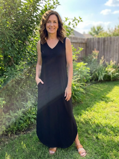 Women's Sleeveless V-Neck Maxi Dress with Pockets for Party