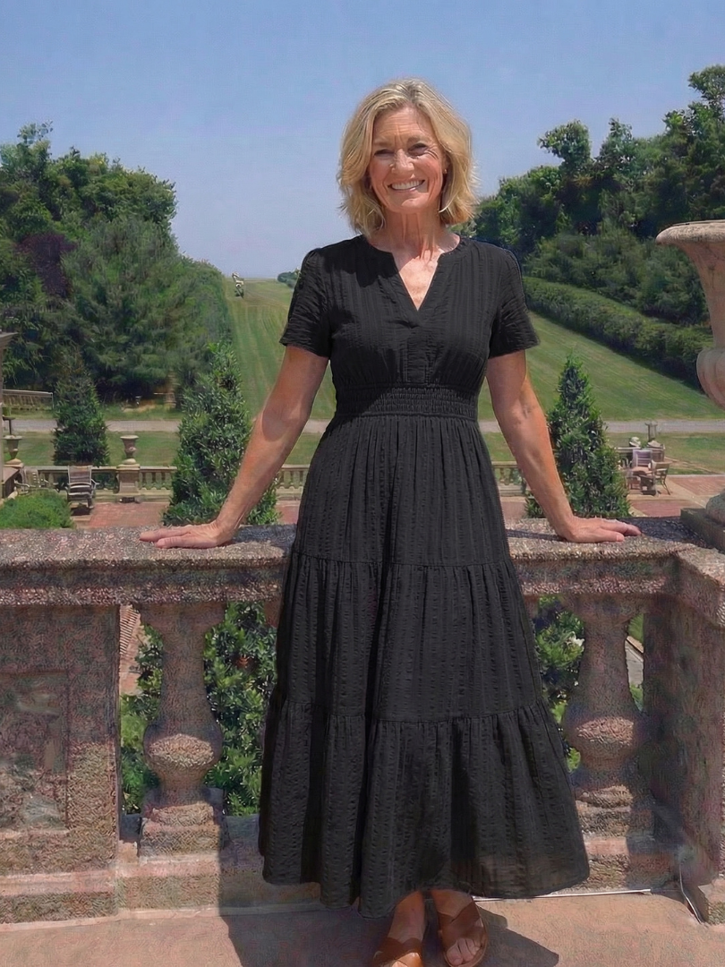 Women's Tiered Maxi Dress with Smocked Waist for Summer Outing